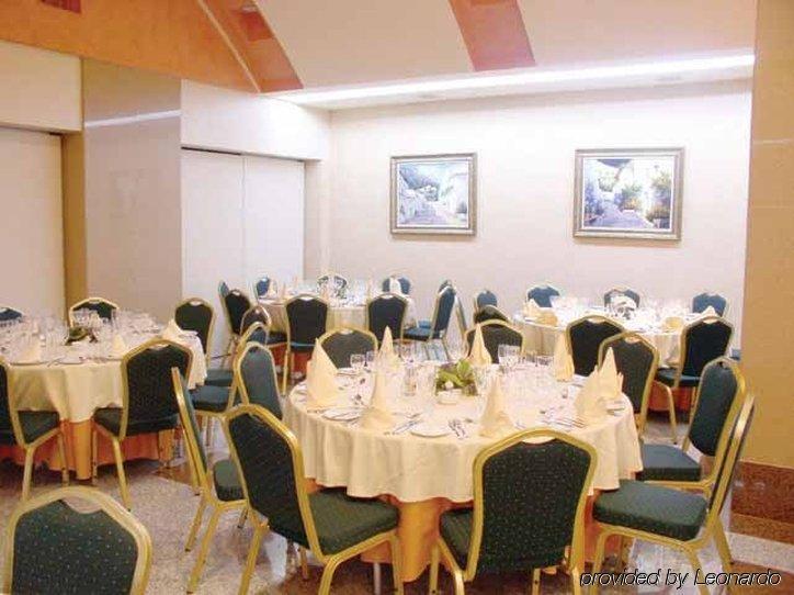 فندق فيستامار بينالماذينا المطعم الصورة